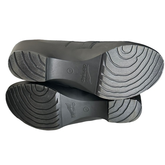 Dansko Jane Black Leather Slip-on Clog Buckle Accent - Picture 10 of 12